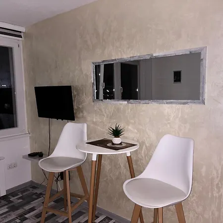 Dva Galebaa Apartamento